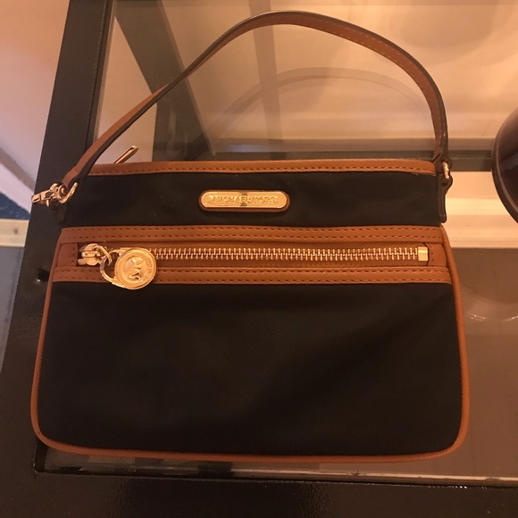 Michael Kors Handbags - Michael Kors nylon wristlet